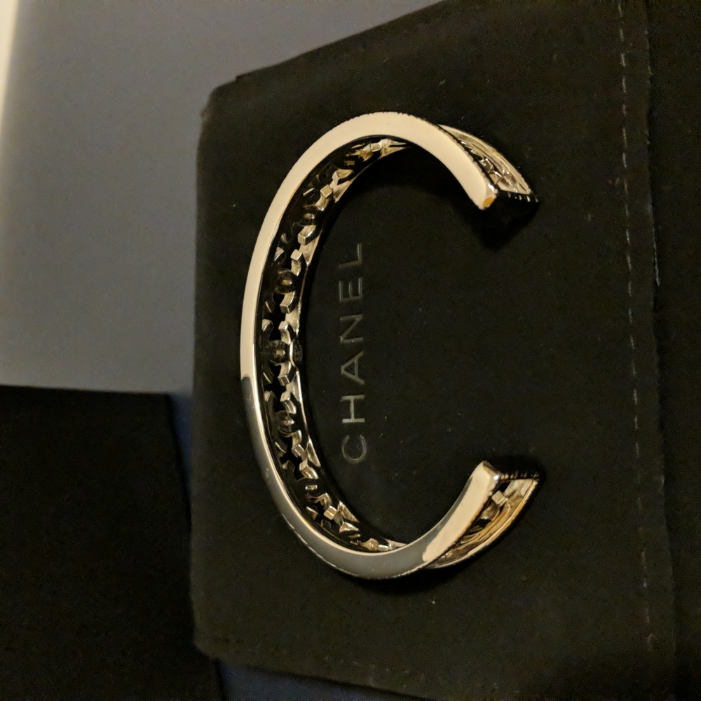 Chanel cuff - Picture 3 of 13